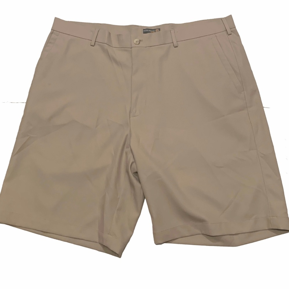 40 / Peter Millar shorts